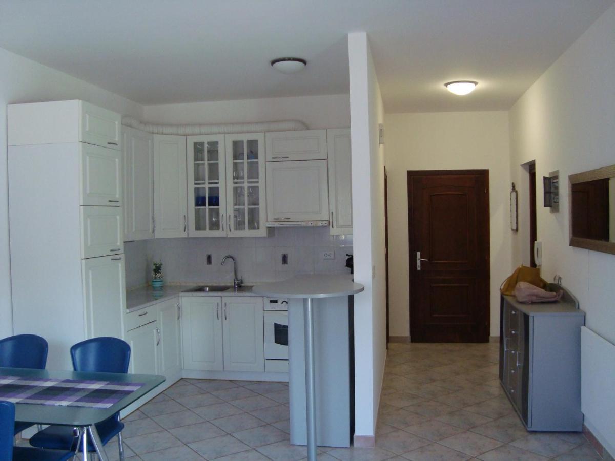 Apartman Carmen Crveni Vrh Ngoại thất bức ảnh